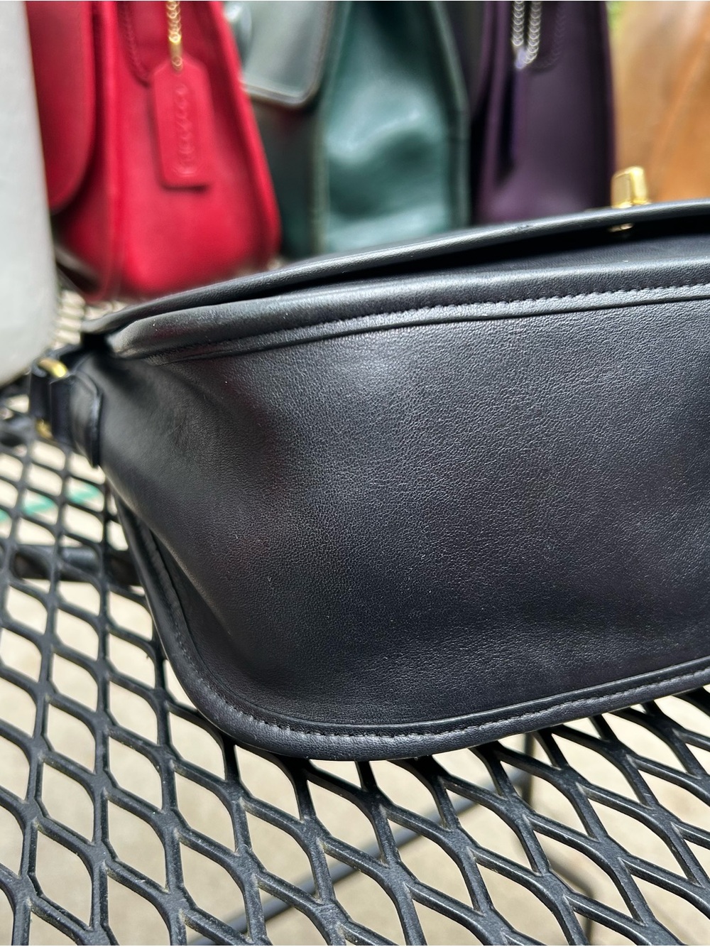Coach Black Vintage City Bag - Picture 7 of 12